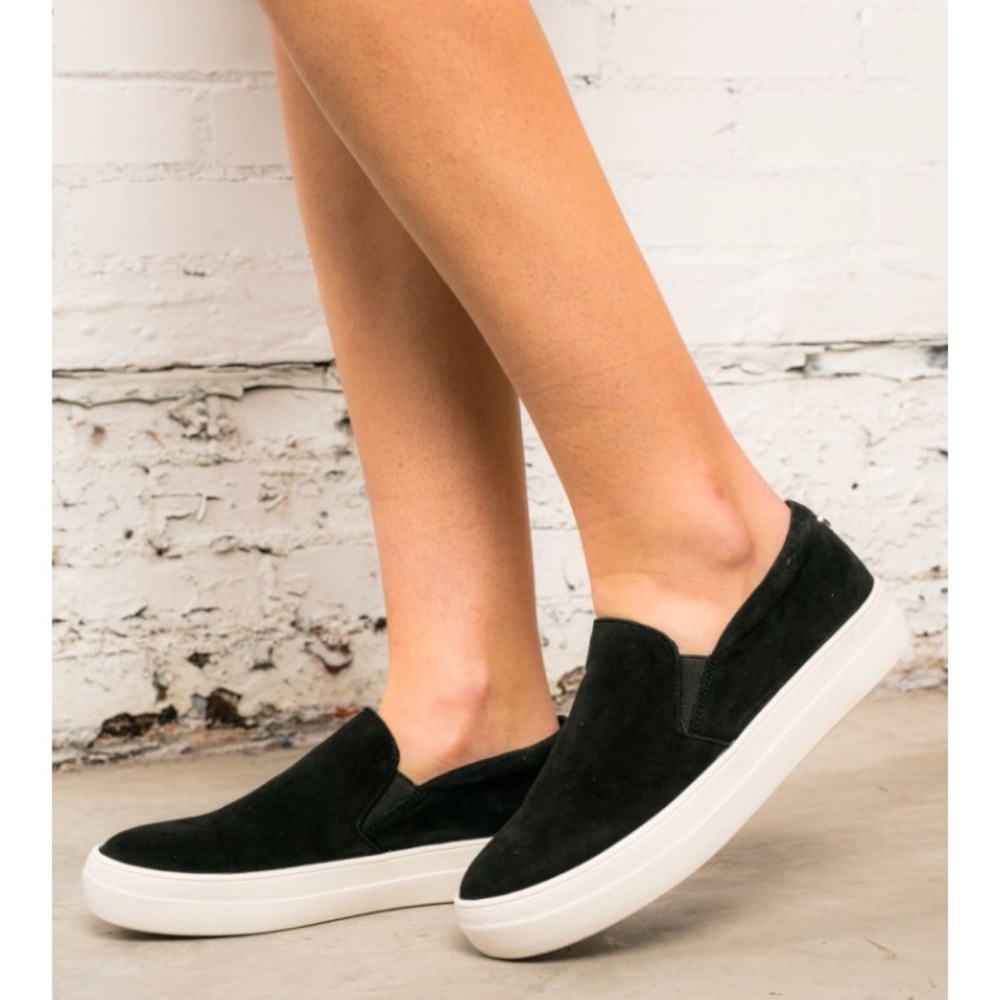Steve Madden Gils slip on sneaker